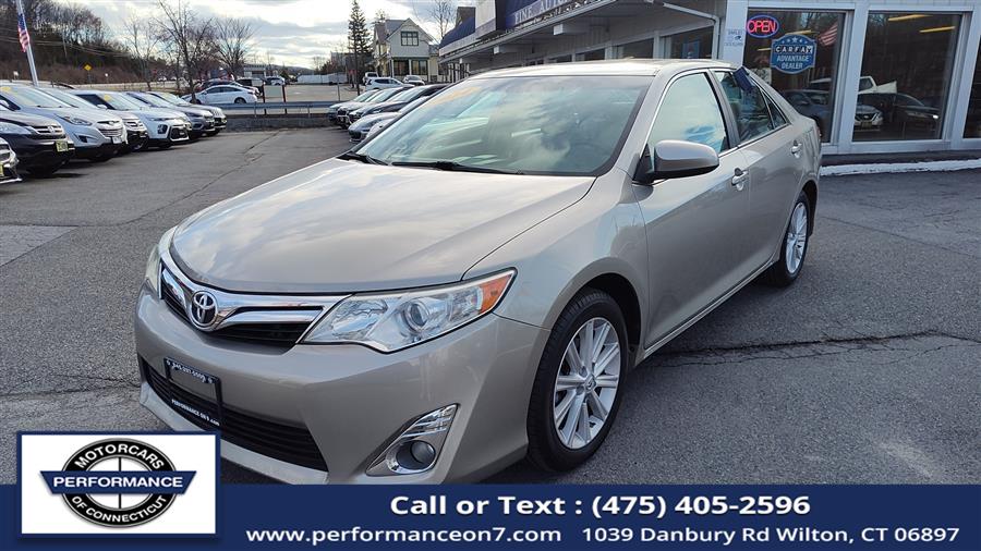 2014 Toyota Camry 4dr Sdn I4 Auto XLE, available for sale in Wilton, Connecticut | Performance Motor Cars Of Connecticut LLC. Wilton, Connecticut 2014 Toyota Camry 4dr Sdn I4 Auto XLE, available for sale in Wilton, Connecticut | Performance Motor Cars Of Connecticut LLC. Wilton, Connecticut