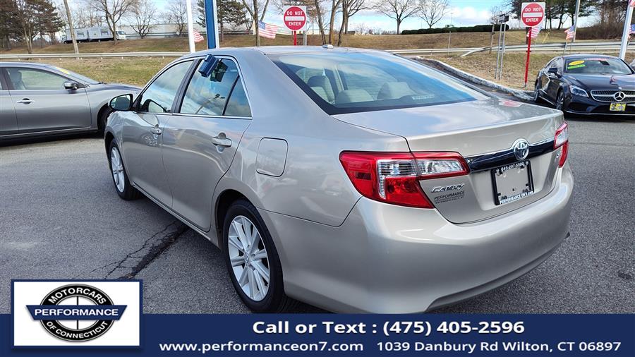 2014 Toyota Camry 4dr Sdn I4 Auto XLE, available for sale in Wilton, Connecticut | Performance Motor Cars Of Connecticut LLC. Wilton, Connecticut 2014 Toyota Camry 4dr Sdn I4 Auto XLE, available for sale in Wilton, Connecticut | Performance Motor Cars Of Connecticut LLC. Wilton, Connecticut
