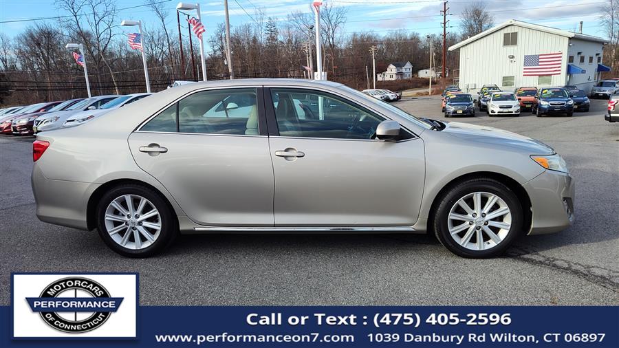 2014 Toyota Camry 4dr Sdn I4 Auto XLE, available for sale in Wilton, Connecticut | Performance Motor Cars Of Connecticut LLC. Wilton, Connecticut 2014 Toyota Camry 4dr Sdn I4 Auto XLE, available for sale in Wilton, Connecticut | Performance Motor Cars Of Connecticut LLC. Wilton, Connecticut