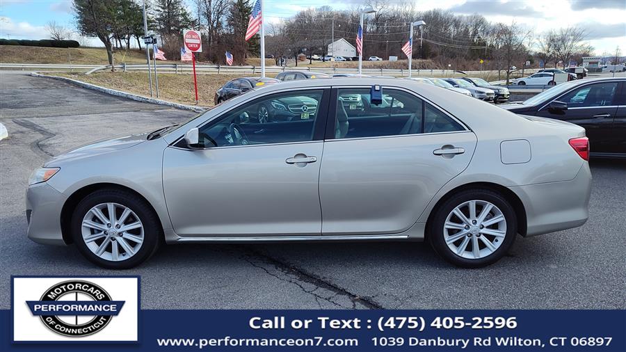 2014 Toyota Camry 4dr Sdn I4 Auto XLE, available for sale in Wilton, Connecticut | Performance Motor Cars Of Connecticut LLC. Wilton, Connecticut 2014 Toyota Camry 4dr Sdn I4 Auto XLE, available for sale in Wilton, Connecticut | Performance Motor Cars Of Connecticut LLC. Wilton, Connecticut