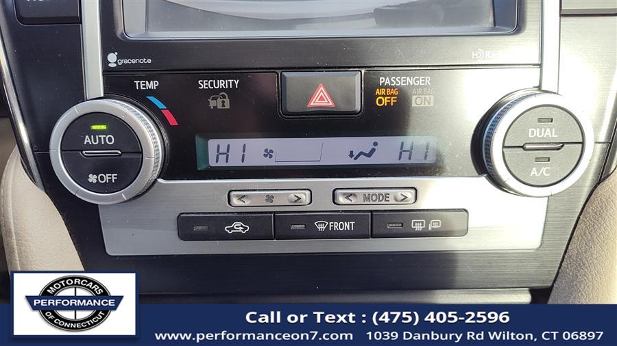 2014 Toyota Camry 4dr Sdn I4 Auto XLE, available for sale in Wilton, Connecticut | Performance Motor Cars Of Connecticut LLC. Wilton, Connecticut 2014 Toyota Camry 4dr Sdn I4 Auto XLE, available for sale in Wilton, Connecticut | Performance Motor Cars Of Connecticut LLC. Wilton, Connecticut