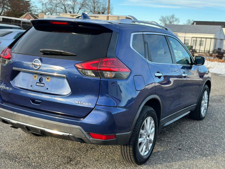 2017 Nissan Rogue SV photo 8