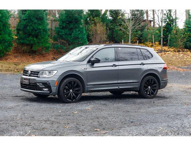 2021 Volkswagen Tiguan SE R-Line Black, available for sale in Great Neck, New York | Camy Cars. Great Neck, New York 2021 Volkswagen Tiguan SE R-Line Black, available for sale in Great Neck, New York | Camy Cars. Great Neck, New York