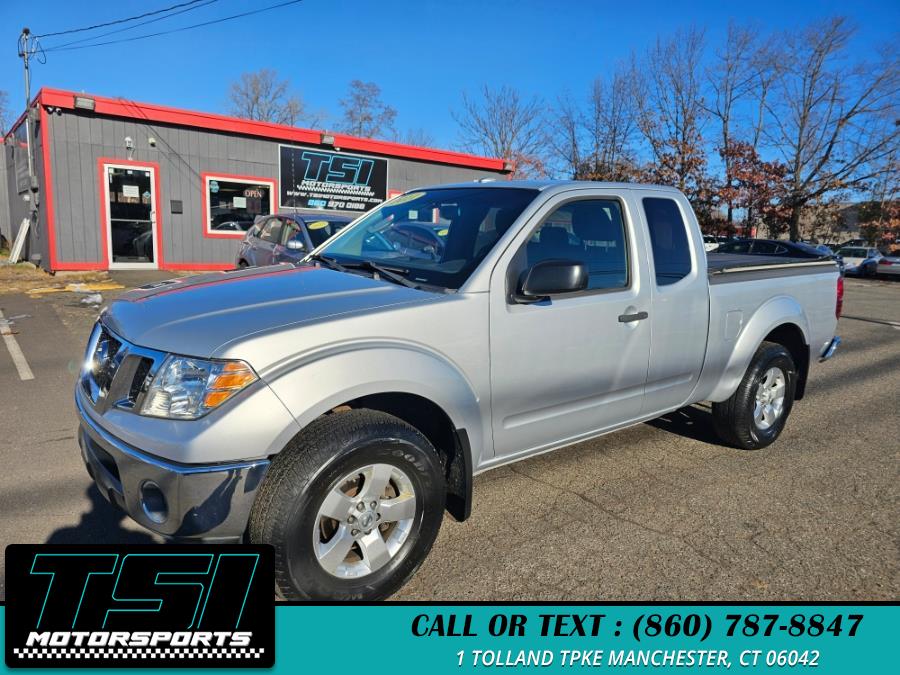 2011 Nissan Frontier 4WD King Cab Auto SV, available for sale in Manchester, Connecticut | TSI Motorsports. Manchester, Connecticut