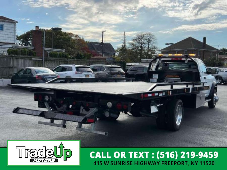 2023 RAM Ram 5500 Chassis Cab null photo 20