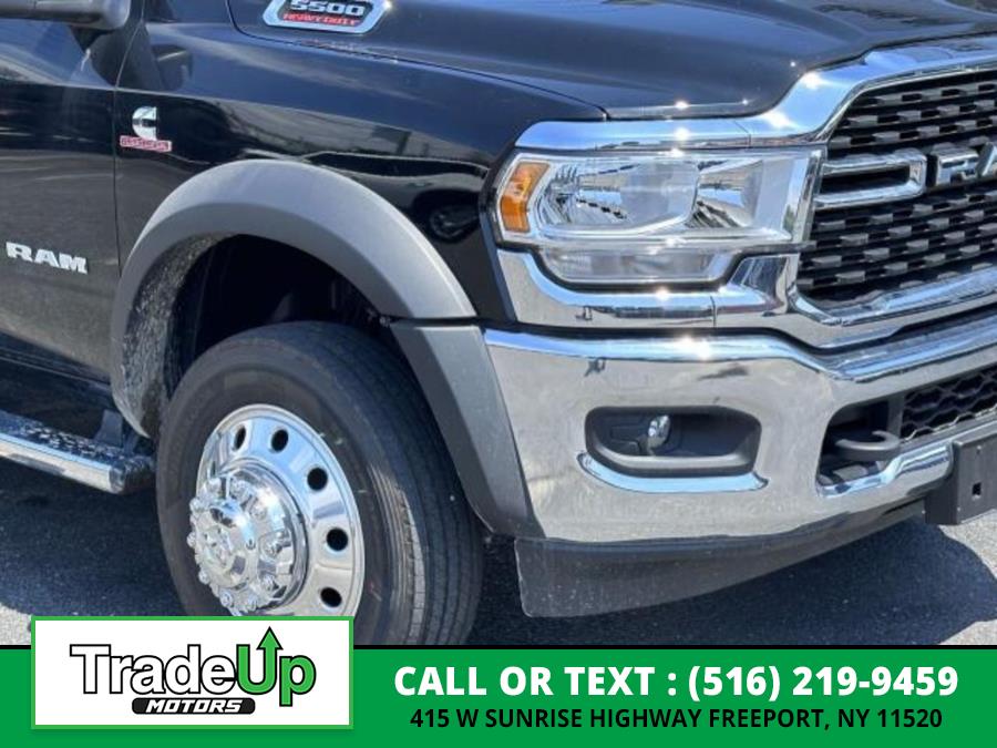 2024 RAM Ram 5500 Chassis Cab null photo 21