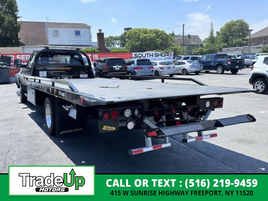 2024 RAM Ram 5500 Chassis Cab null photo 1