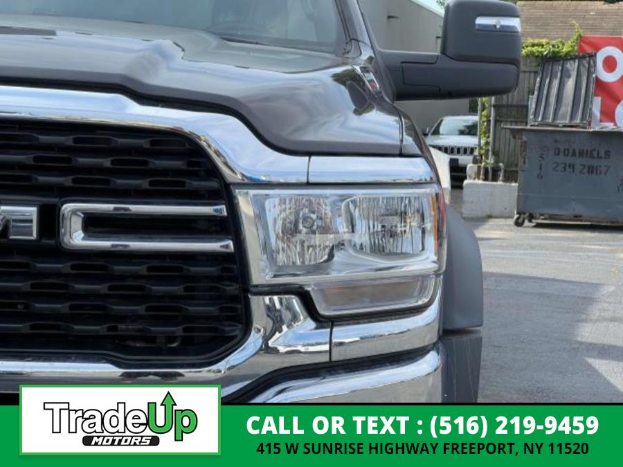 2024 RAM Ram 5500 Chassis Cab null photo 11