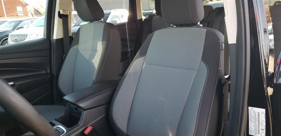 2018 Ford Escape SE 4WD, available for sale in Little Ferry, New Jersey | Victoria Preowned Autos Inc. Little Ferry, New Jersey 2018 Ford Escape SE 4WD, available for sale in Little Ferry, New Jersey | Victoria Preowned Autos Inc. Little Ferry, New Jersey