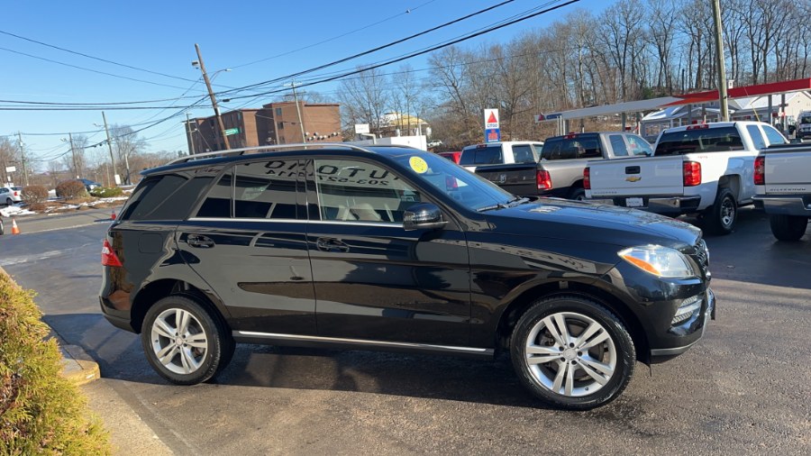 2014 Mercedes-Benz M-Class ML350 photo 4