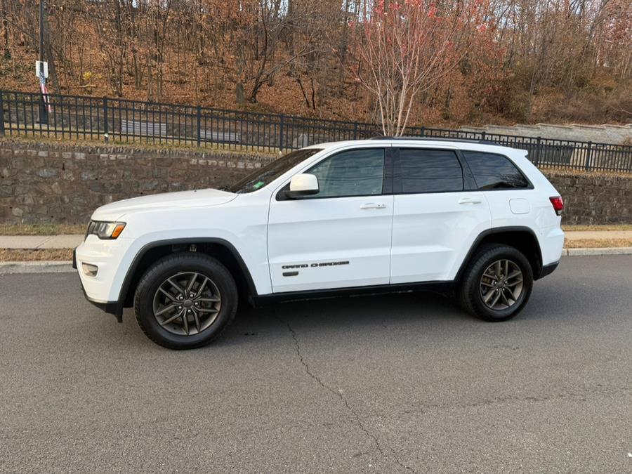 2016 Jeep Grand Cherokee Laredo photo 3