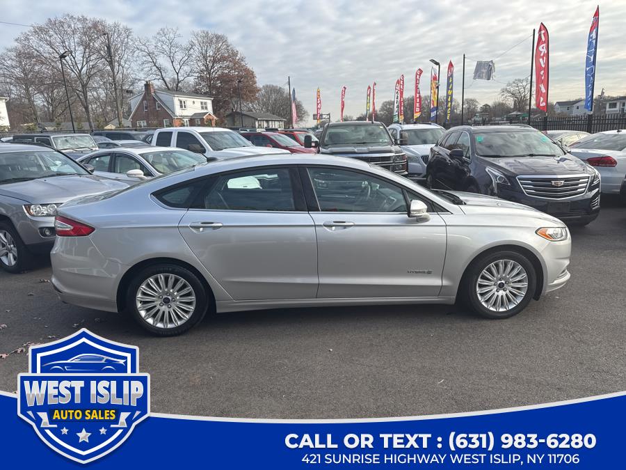 2016 Ford Fusion IVCT Inline-4 HEV 4dr Sdn SE Hybrid FWD, available for sale in West Islip, New York | West Islip Auto Sales. West Islip, New York 2016 Ford Fusion IVCT Inline-4 HEV 4dr Sdn SE Hybrid FWD, available for sale in West Islip, New York | West Islip Auto Sales. West Islip, New York