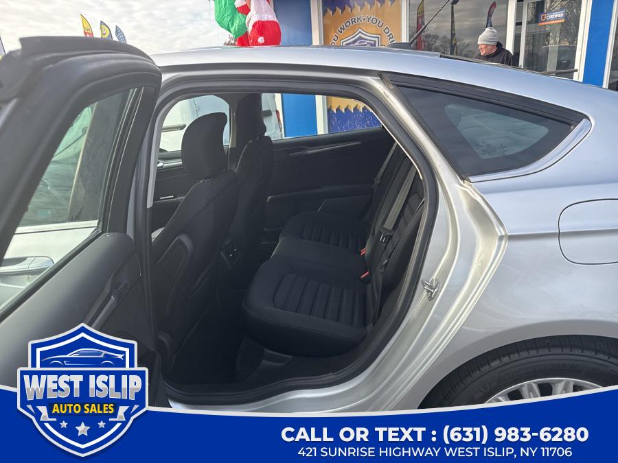 2016 Ford Fusion IVCT Inline-4 HEV 4dr Sdn SE Hybrid FWD, available for sale in West Islip, New York | West Islip Auto Sales. West Islip, New York 2016 Ford Fusion IVCT Inline-4 HEV 4dr Sdn SE Hybrid FWD, available for sale in West Islip, New York | West Islip Auto Sales. West Islip, New York