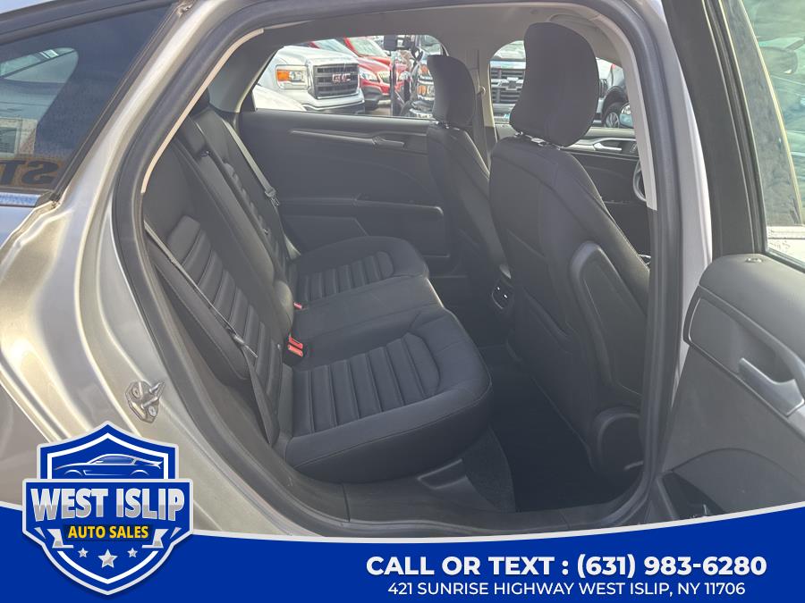 2016 Ford Fusion IVCT Inline-4 HEV 4dr Sdn SE Hybrid FWD, available for sale in West Islip, New York | West Islip Auto Sales. West Islip, New York 2016 Ford Fusion IVCT Inline-4 HEV 4dr Sdn SE Hybrid FWD, available for sale in West Islip, New York | West Islip Auto Sales. West Islip, New York