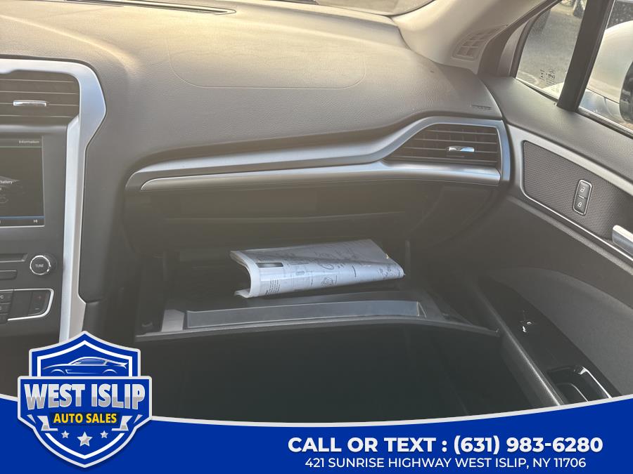 2016 Ford Fusion IVCT Inline-4 HEV 4dr Sdn SE Hybrid FWD, available for sale in West Islip, New York | West Islip Auto Sales. West Islip, New York 2016 Ford Fusion IVCT Inline-4 HEV 4dr Sdn SE Hybrid FWD, available for sale in West Islip, New York | West Islip Auto Sales. West Islip, New York