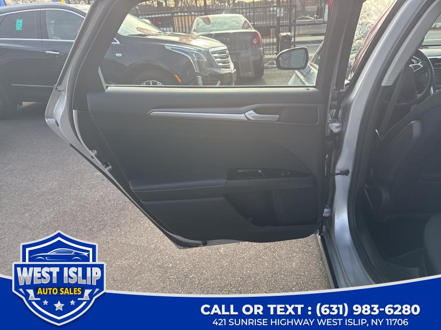 2016 Ford Fusion IVCT Inline-4 HEV 4dr Sdn SE Hybrid FWD, available for sale in West Islip, New York | West Islip Auto Sales. West Islip, New York 2016 Ford Fusion IVCT Inline-4 HEV 4dr Sdn SE Hybrid FWD, available for sale in West Islip, New York | West Islip Auto Sales. West Islip, New York