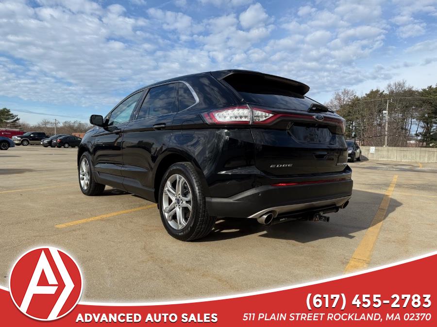 2016 Ford Edge Titanium photo 2