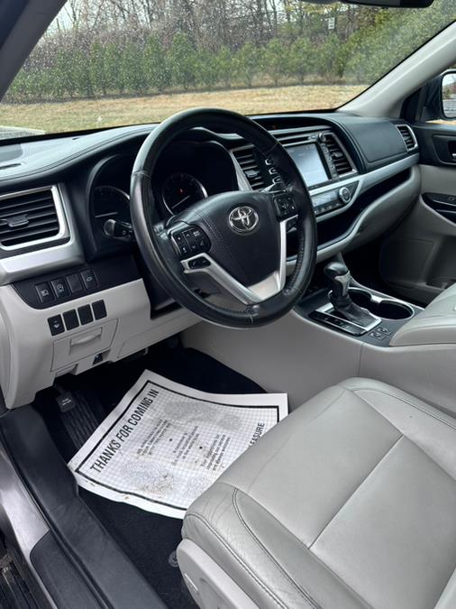 2018 Toyota Highlander XLE V6 AWD (Natl), available for sale in Garfield, New Jersey | Mikes Auto Sales LLC. Garfield, New Jersey 2018 Toyota Highlander XLE V6 AWD (Natl), available for sale in Garfield, New Jersey | Mikes Auto Sales LLC. Garfield, New Jersey