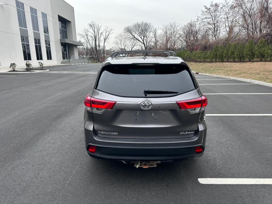 2018 Toyota Highlander XLE V6 AWD (Natl), available for sale in Garfield, New Jersey | Mikes Auto Sales LLC. Garfield, New Jersey 2018 Toyota Highlander XLE V6 AWD (Natl), available for sale in Garfield, New Jersey | Mikes Auto Sales LLC. Garfield, New Jersey