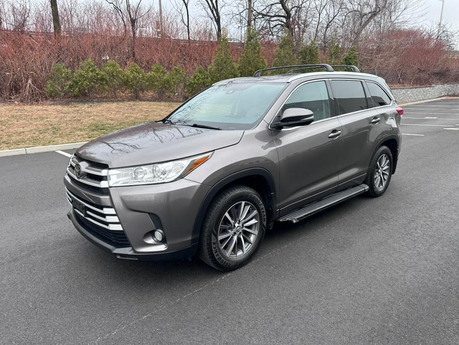 2018 Toyota Highlander XLE V6 AWD (Natl), available for sale in Garfield, New Jersey | Mikes Auto Sales LLC. Garfield, New Jersey 2018 Toyota Highlander XLE V6 AWD (Natl), available for sale in Garfield, New Jersey | Mikes Auto Sales LLC. Garfield, New Jersey