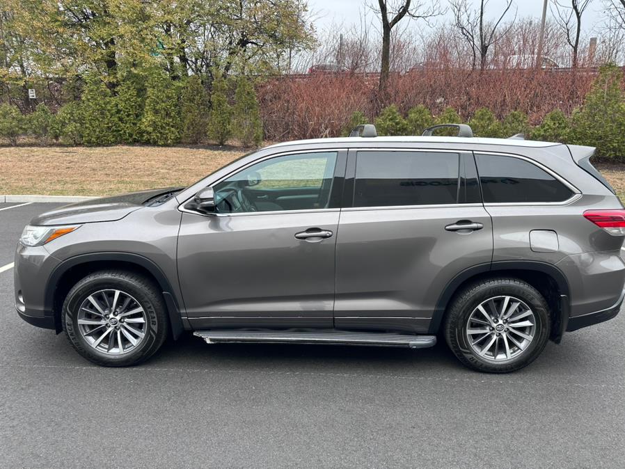2018 Toyota Highlander XLE V6 AWD (Natl), available for sale in Garfield, New Jersey | Mikes Auto Sales LLC. Garfield, New Jersey 2018 Toyota Highlander XLE V6 AWD (Natl), available for sale in Garfield, New Jersey | Mikes Auto Sales LLC. Garfield, New Jersey