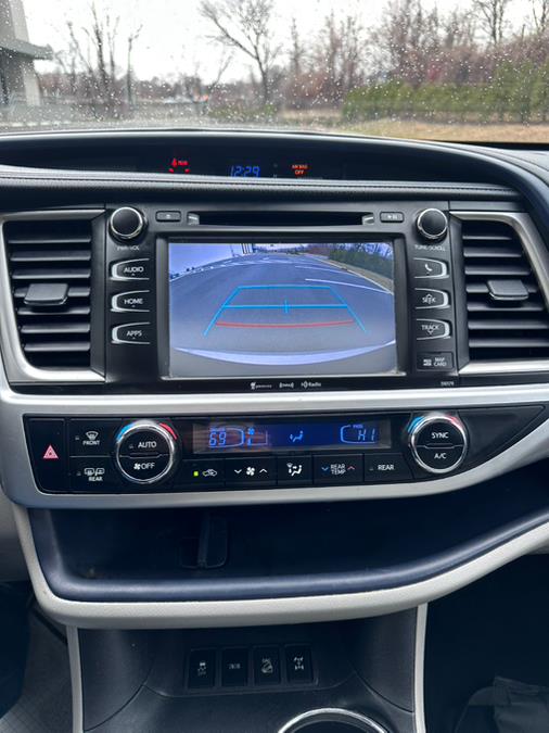 2018 Toyota Highlander XLE V6 AWD (Natl), available for sale in Garfield, New Jersey | Mikes Auto Sales LLC. Garfield, New Jersey 2018 Toyota Highlander XLE V6 AWD (Natl), available for sale in Garfield, New Jersey | Mikes Auto Sales LLC. Garfield, New Jersey