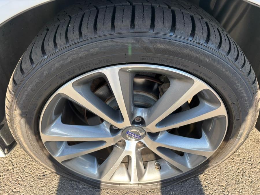 2013 Volvo C70 2dr Conv T5, available for sale in New haven, Connecticut | Wilson Maturo Motors. New haven, Connecticut 2013 Volvo C70 2dr Conv T5, available for sale in New haven, Connecticut | Wilson Maturo Motors. New haven, Connecticut