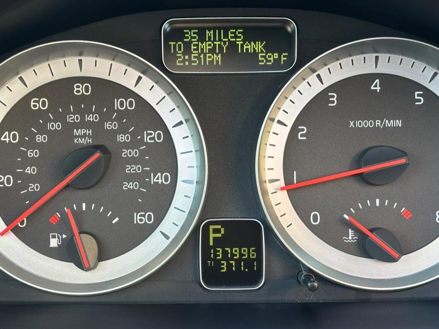 2013 Volvo C70 2dr Conv T5, available for sale in New haven, Connecticut | Wilson Maturo Motors. New haven, Connecticut 2013 Volvo C70 2dr Conv T5, available for sale in New haven, Connecticut | Wilson Maturo Motors. New haven, Connecticut