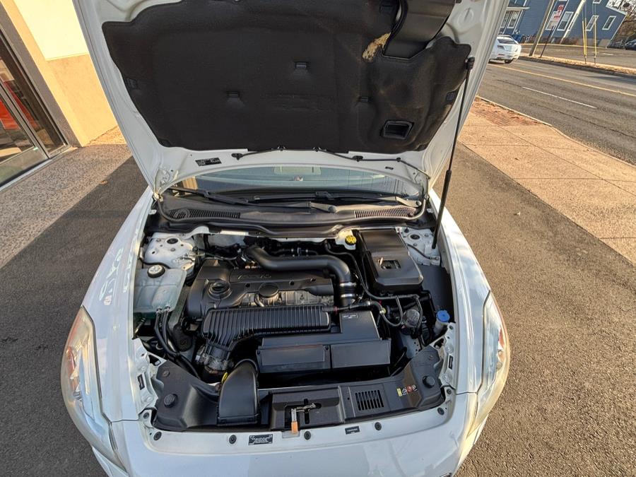 2013 Volvo C70 2dr Conv T5, available for sale in New haven, Connecticut | Wilson Maturo Motors. New haven, Connecticut 2013 Volvo C70 2dr Conv T5, available for sale in New haven, Connecticut | Wilson Maturo Motors. New haven, Connecticut