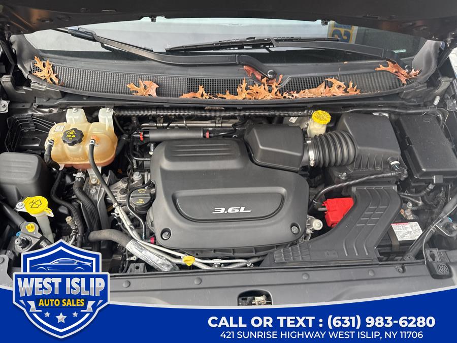 2017 Chrysler Pacifica Touring FWD, available for sale in West Islip, New York | West Islip Auto Sales. West Islip, New York 2017 Chrysler Pacifica Touring FWD, available for sale in West Islip, New York | West Islip Auto Sales. West Islip, New York