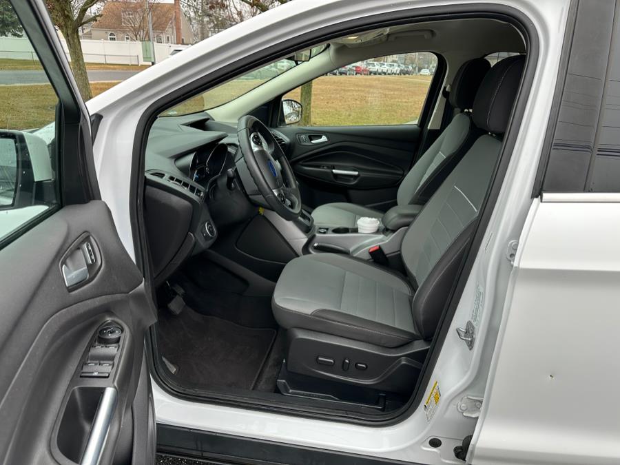 2015 Ford Escape 4WD 4dr SE, available for sale in Copiague, New York | Great Deal Motors. Copiague, New York 2015 Ford Escape 4WD 4dr SE, available for sale in Copiague, New York | Great Deal Motors. Copiague, New York