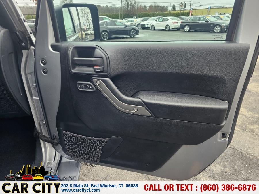 2016 Jeep Wrangler Unlimited 4WD 4dr Sport, available for sale in East Windsor, Connecticut | Car City LLC. East Windsor, Connecticut 2016 Jeep Wrangler Unlimited 4WD 4dr Sport, available for sale in East Windsor, Connecticut | Car City LLC. East Windsor, Connecticut