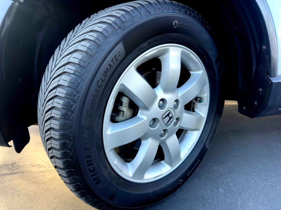 2011 Honda CR-V 2WD 5dr SE, available for sale in Lake Forest, California | Pacific Green Line. Lake Forest, California 2011 Honda CR-V 2WD 5dr SE, available for sale in Lake Forest, California | Pacific Green Line. Lake Forest, California