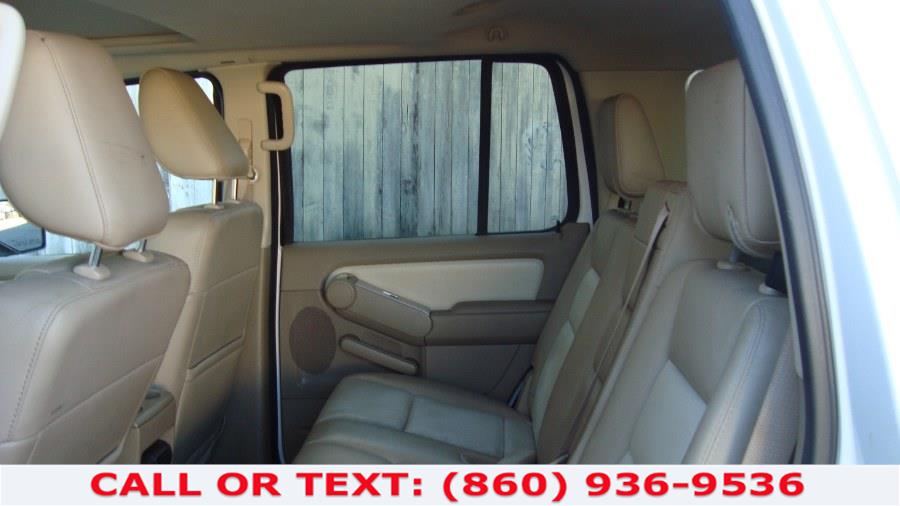 2010 Mercury Mountaineer AWD 4dr Premier, available for sale in Hartford, Connecticut | Lee Motors Sales Inc. Hartford, Connecticut 2010 Mercury Mountaineer AWD 4dr Premier, available for sale in Hartford, Connecticut | Lee Motors Sales Inc. Hartford, Connecticut