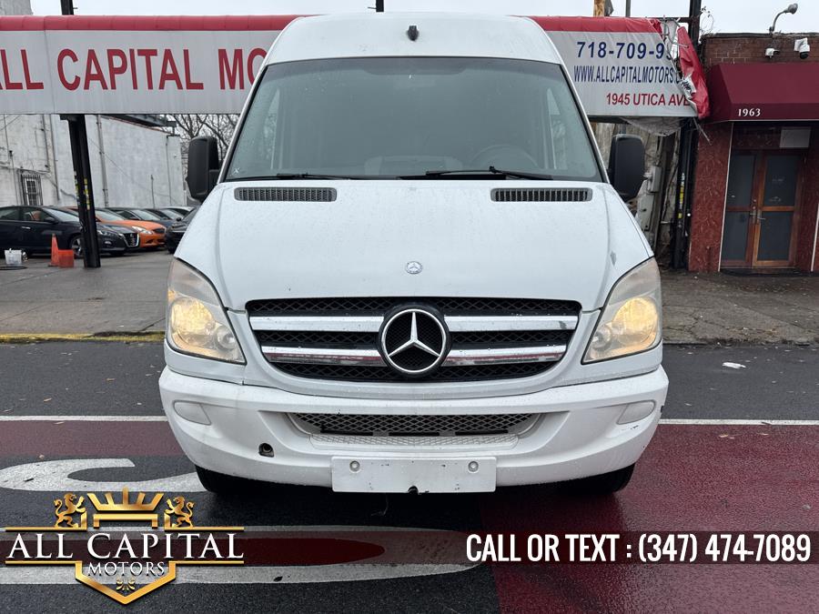 2013 Mercedes-Benz Sprinter Crew Van Base photo 1