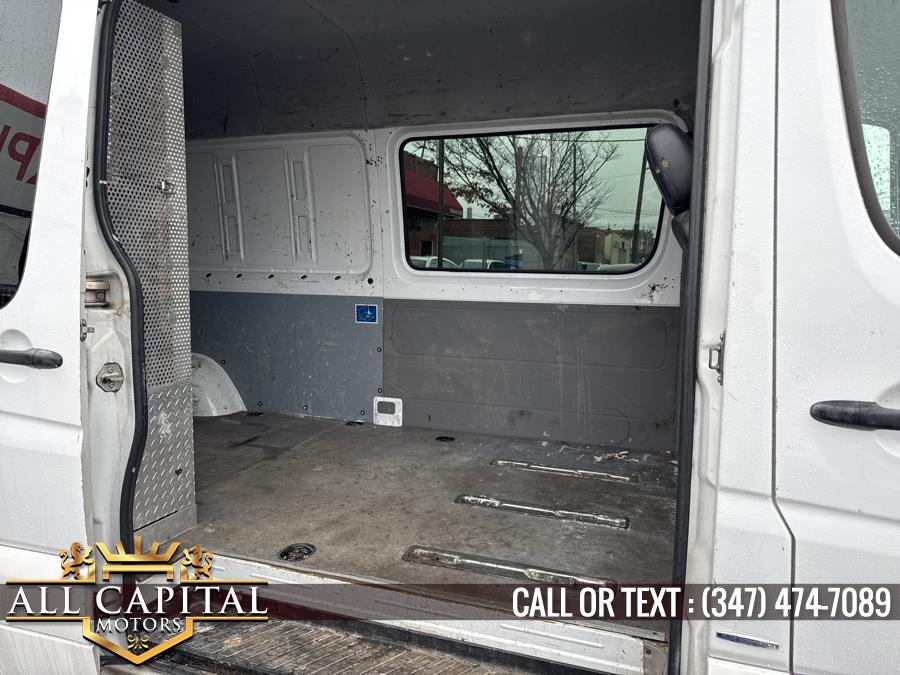 2013 Mercedes-Benz Sprinter Crew Van Base photo 10