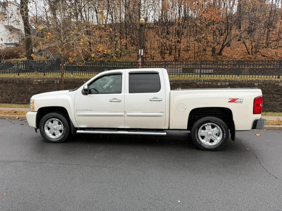 2011 Chevrolet Silverado 1500 LT photo 4