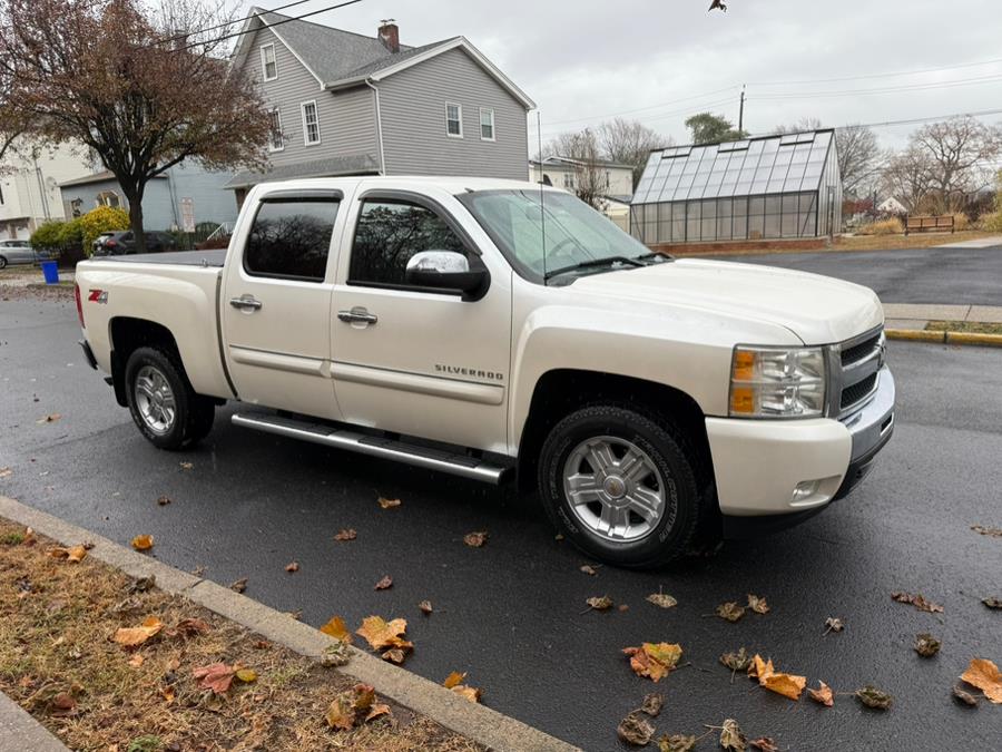 2011 Chevrolet Silverado 1500 LT photo 12