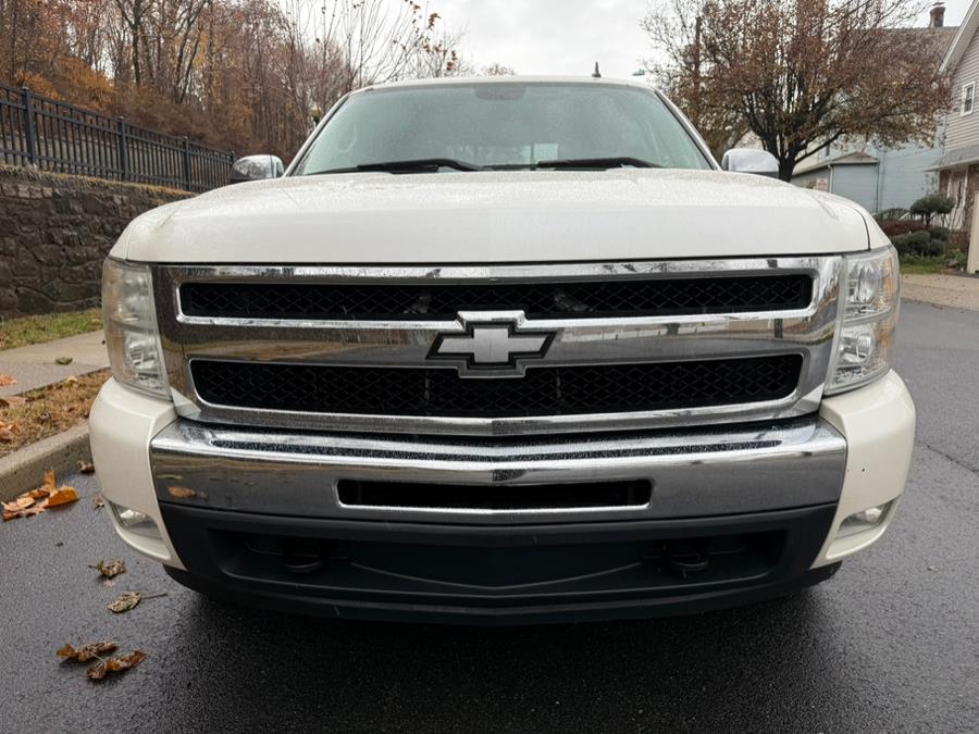 2011 Chevrolet Silverado 1500 LT photo 15