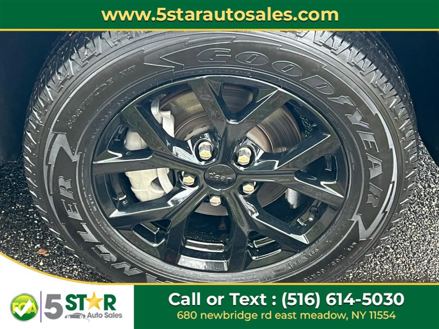 2023 Jeep Grand Cherokee Limited 4x4, available for sale in East Meadow, New York | 5 Star Auto Sales Inc. East Meadow, New York 2023 Jeep Grand Cherokee Limited 4x4, available for sale in East Meadow, New York | 5 Star Auto Sales Inc. East Meadow, New York