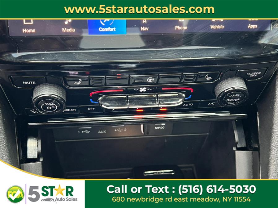 2023 Jeep Grand Cherokee Limited 4x4, available for sale in East Meadow, New York | 5 Star Auto Sales Inc. East Meadow, New York 2023 Jeep Grand Cherokee Limited 4x4, available for sale in East Meadow, New York | 5 Star Auto Sales Inc. East Meadow, New York