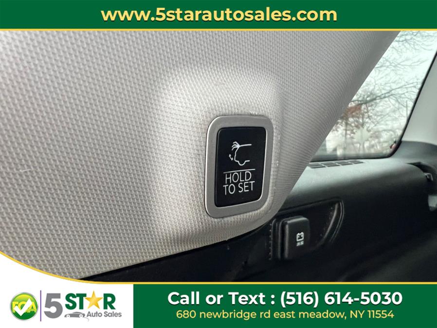 2023 Jeep Grand Cherokee Limited 4x4, available for sale in East Meadow, New York | 5 Star Auto Sales Inc. East Meadow, New York 2023 Jeep Grand Cherokee Limited 4x4, available for sale in East Meadow, New York | 5 Star Auto Sales Inc. East Meadow, New York