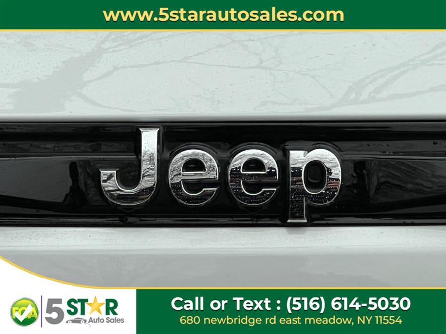 2023 Jeep Grand Cherokee Limited 4x4, available for sale in East Meadow, New York | 5 Star Auto Sales Inc. East Meadow, New York 2023 Jeep Grand Cherokee Limited 4x4, available for sale in East Meadow, New York | 5 Star Auto Sales Inc. East Meadow, New York