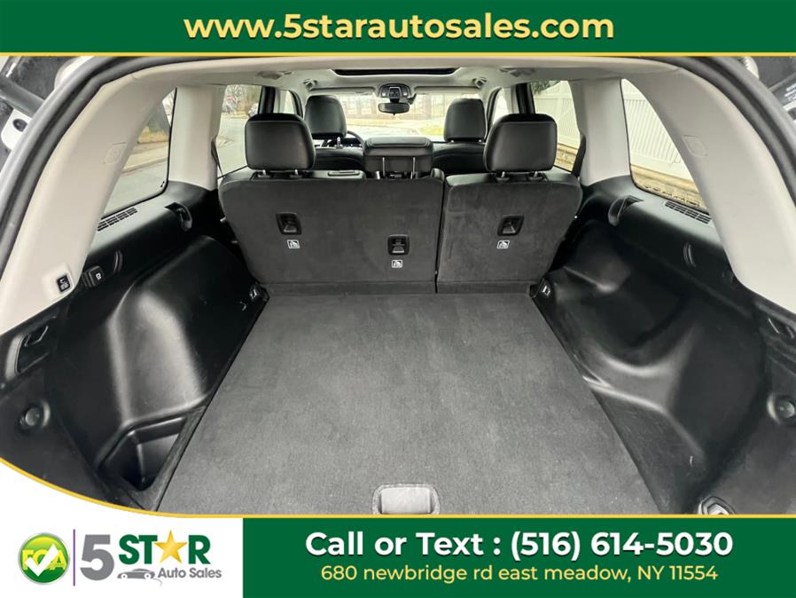 2023 Jeep Grand Cherokee Limited 4x4, available for sale in East Meadow, New York | 5 Star Auto Sales Inc. East Meadow, New York 2023 Jeep Grand Cherokee Limited 4x4, available for sale in East Meadow, New York | 5 Star Auto Sales Inc. East Meadow, New York