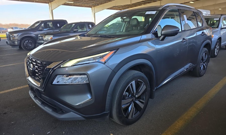 Used 2021 Nissan Rogue in Hempstead, New York | VIP Auto Credit Express. Hempstead, New York