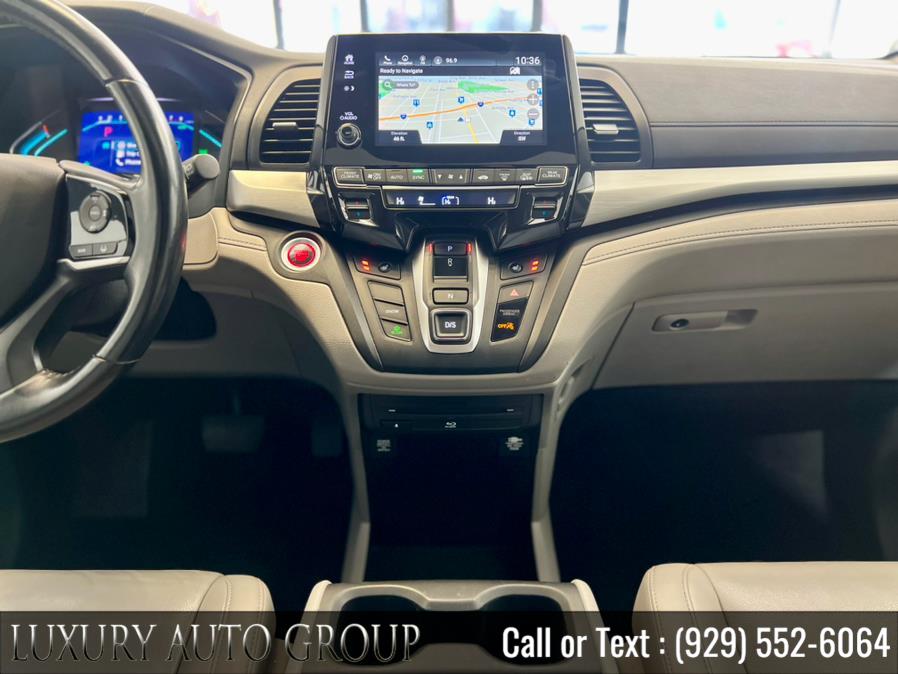 2018 Honda Odyssey EX-L w/Navi/RES Auto, available for sale in Bronx, New York | Luxury Auto Group. Bronx, New York 2018 Honda Odyssey EX-L w/Navi/RES Auto, available for sale in Bronx, New York | Luxury Auto Group. Bronx, New York