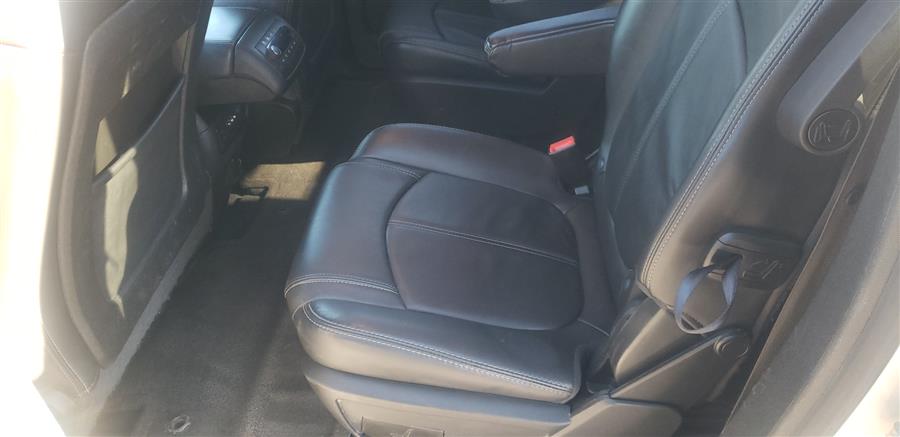 2017 Chevrolet Traverse AWD 4dr LT w/2LT, available for sale in Little Ferry, New Jersey | Victoria Preowned Autos Inc. Little Ferry, New Jersey 2017 Chevrolet Traverse AWD 4dr LT w/2LT, available for sale in Little Ferry, New Jersey | Victoria Preowned Autos Inc. Little Ferry, New Jersey