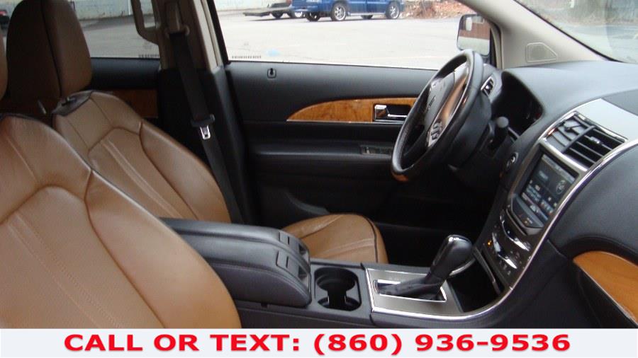 2011 Lincoln MKX AWD 4dr, available for sale in Hartford, Connecticut | Lee Motors Sales Inc. Hartford, Connecticut 2011 Lincoln MKX AWD 4dr, available for sale in Hartford, Connecticut | Lee Motors Sales Inc. Hartford, Connecticut