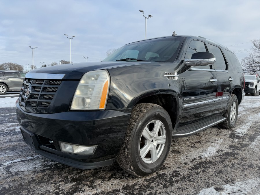 Used 2012 Cadillac Escalade in Ortonville, Michigan | Marsh Auto Sales LLC. Ortonville, Michigan