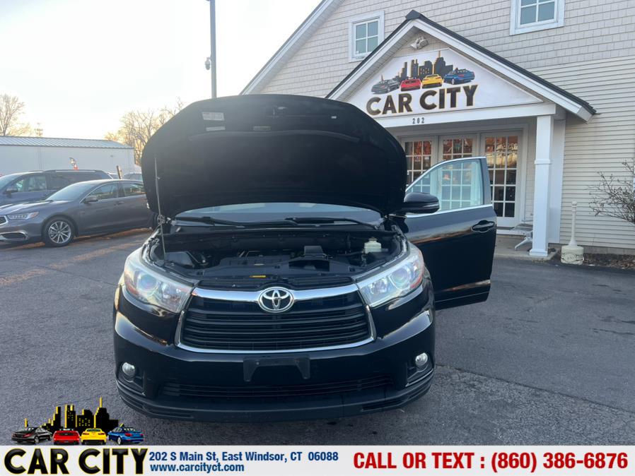 2015 Toyota Highlander AWD 4dr V6 XLE (Natl), available for sale in East Windsor, Connecticut | Car City LLC. East Windsor, Connecticut 2015 Toyota Highlander AWD 4dr V6 XLE (Natl), available for sale in East Windsor, Connecticut | Car City LLC. East Windsor, Connecticut